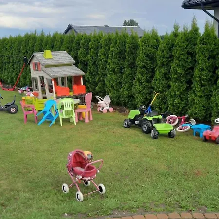 Monika Деревянный коттедж